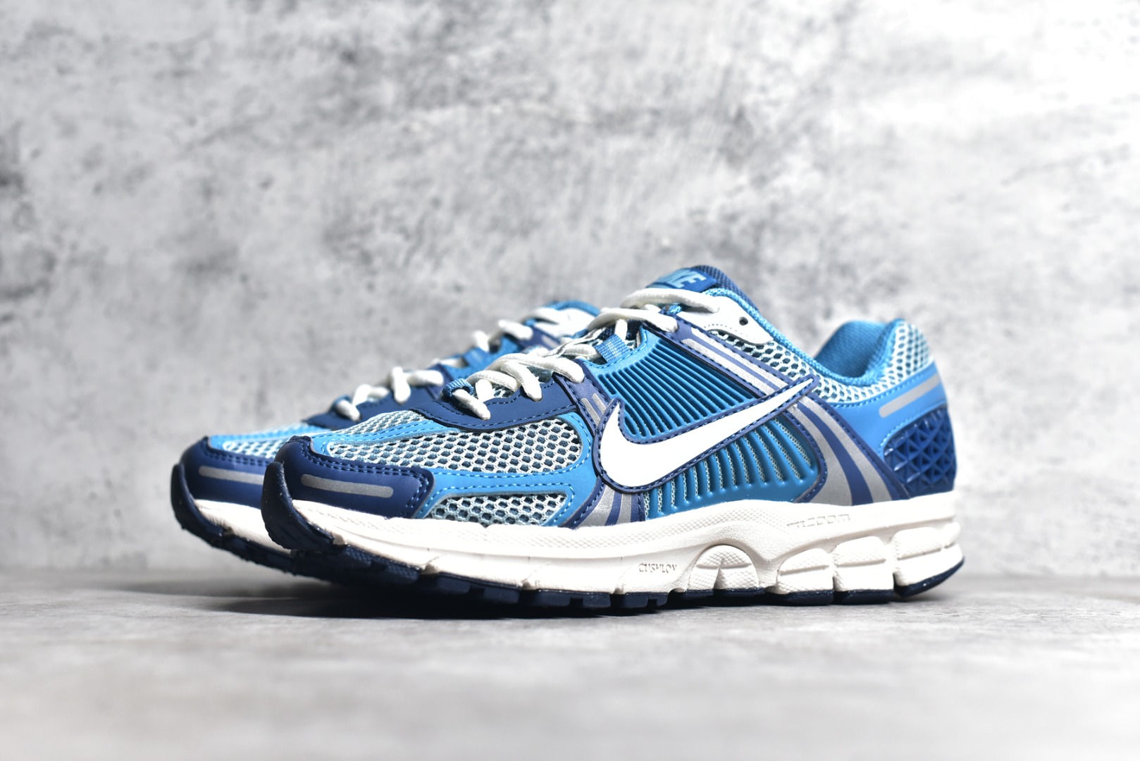 NIKE ZOOM VOMERO 5 MYSTIC NAVY WORN BLUE  FJ9149-400
