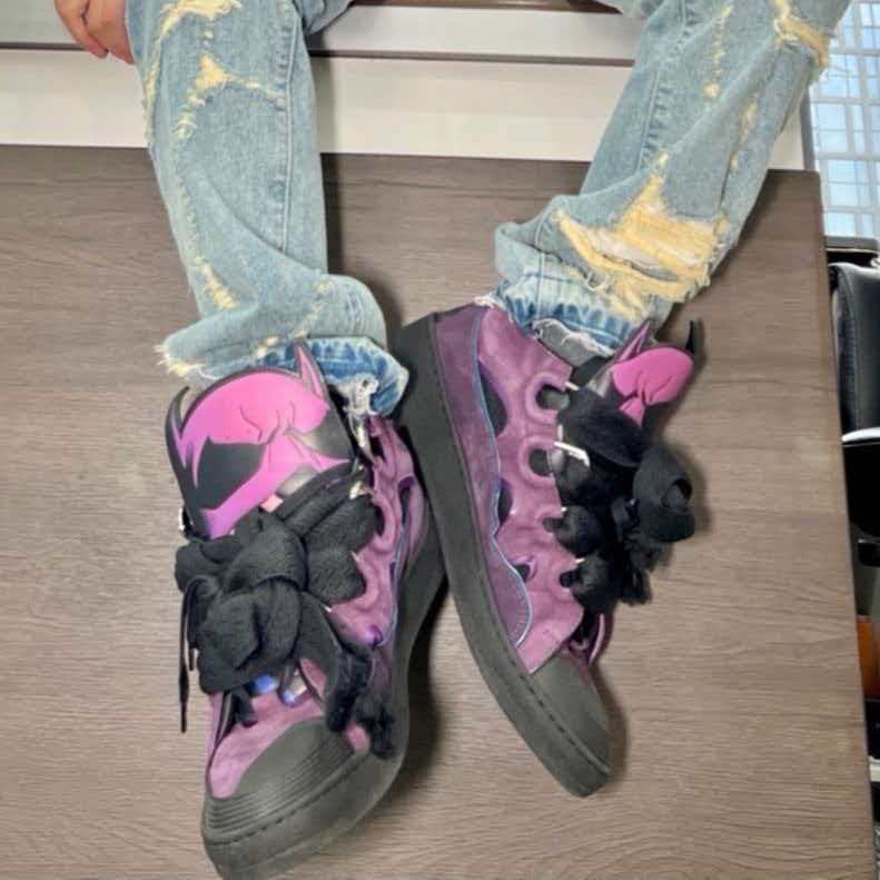 Lanvin Curb