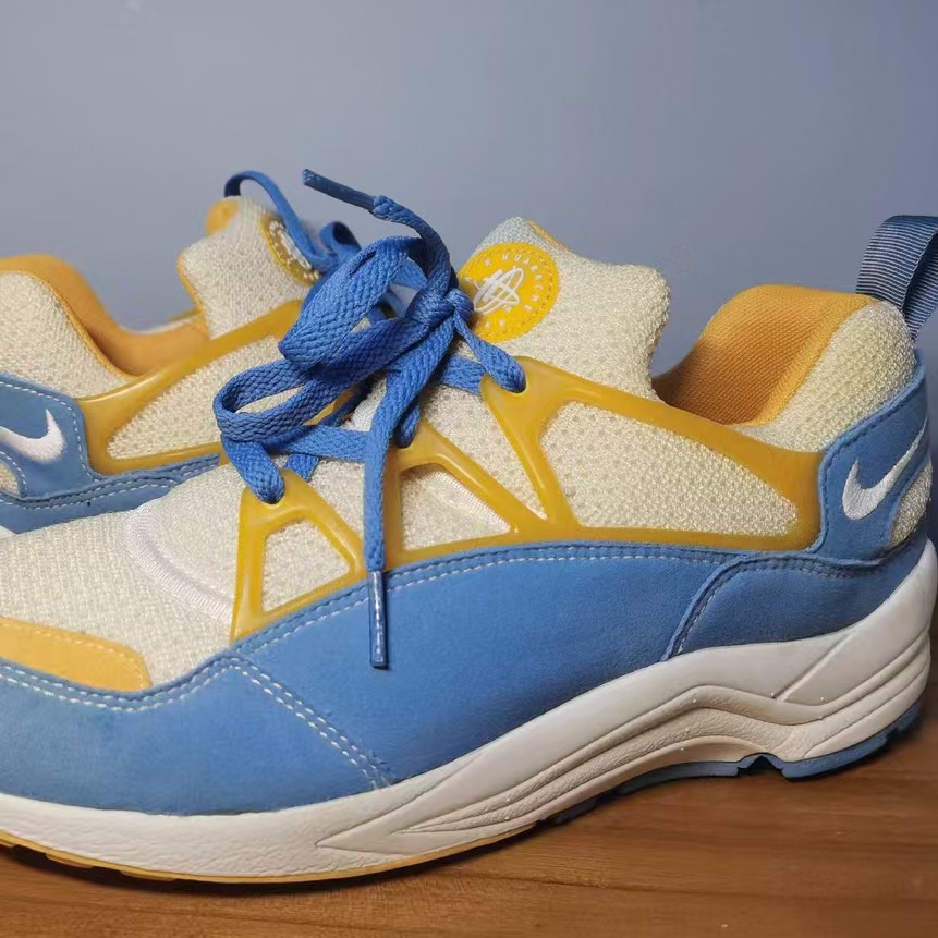 Nike Air Huarache Light