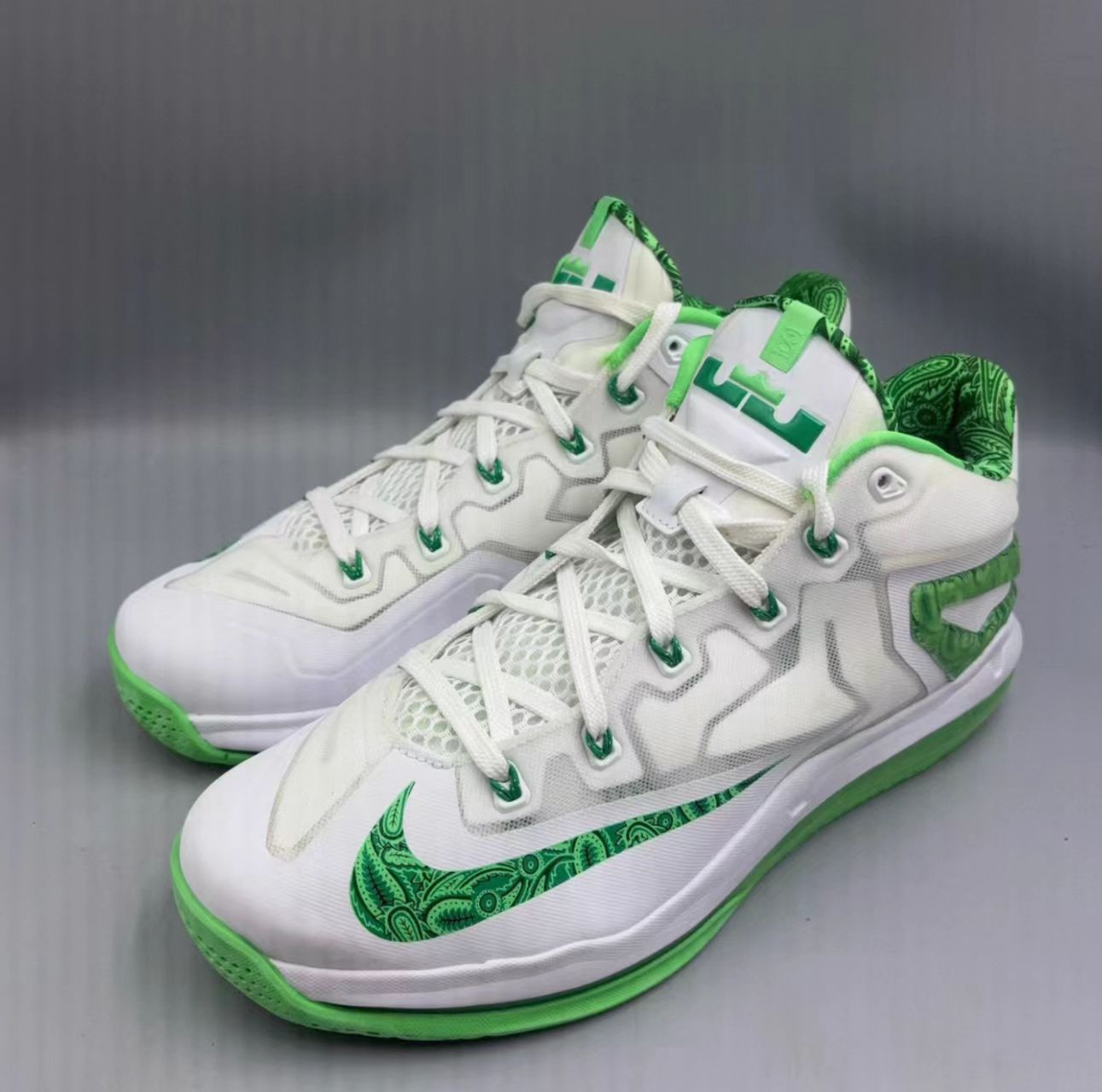 Nike LeBron XI Low 