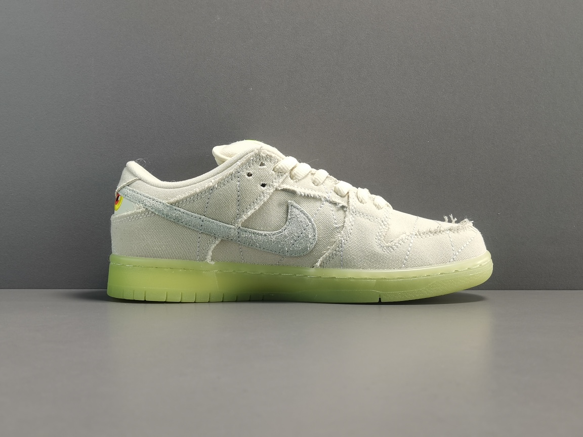 GOD NIKE SB DUNK LOW “MUMMY”
