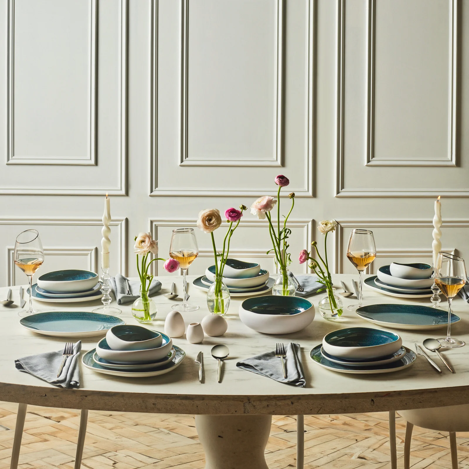 Karaca Earth Collection New Galactic Oscar Reactive Glaze 55-pièces Service de table pour 12 personnes, Multi