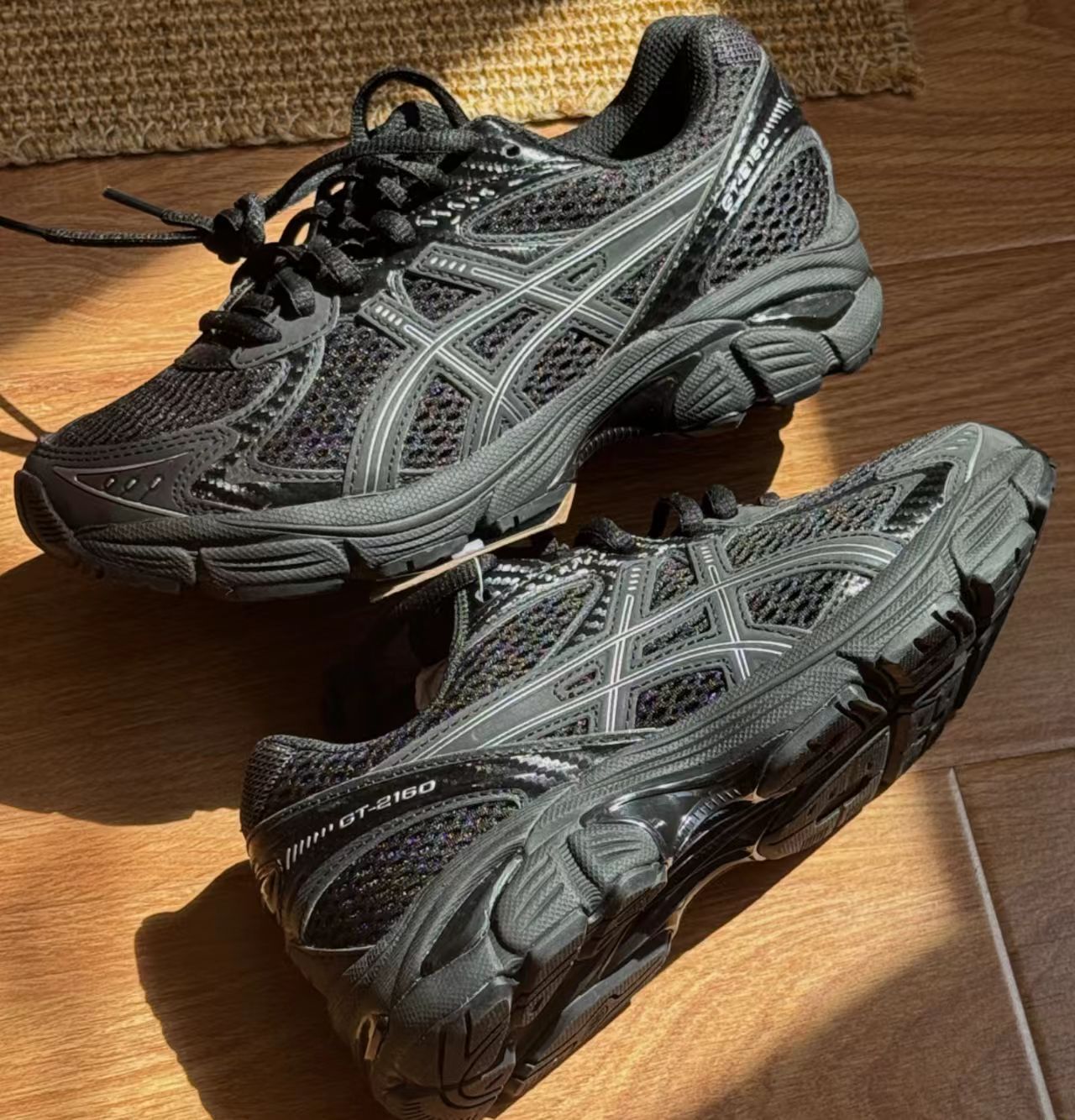 ASICS GT-2160 Triple Black Silver Line
