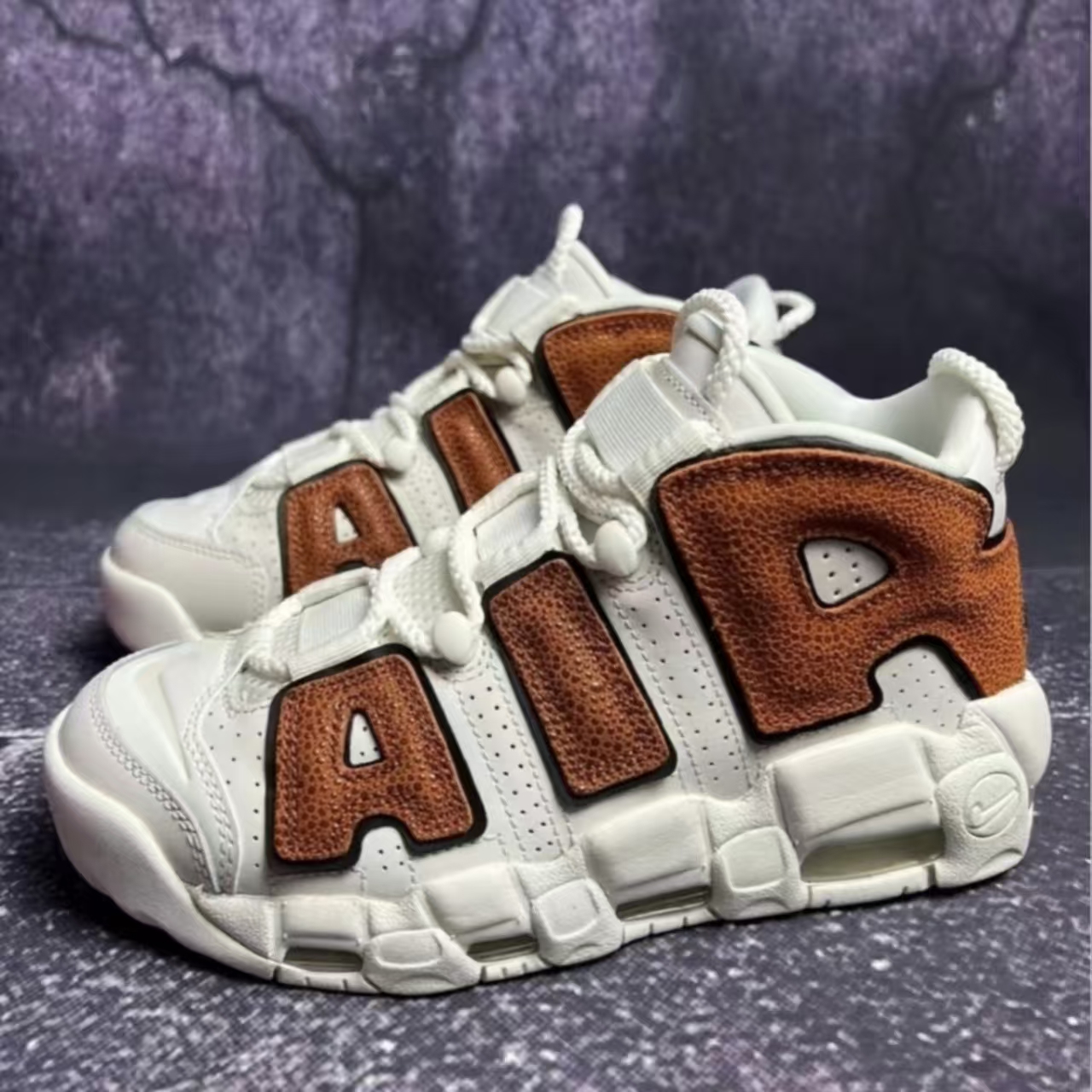 Nike Air More Uptempo 