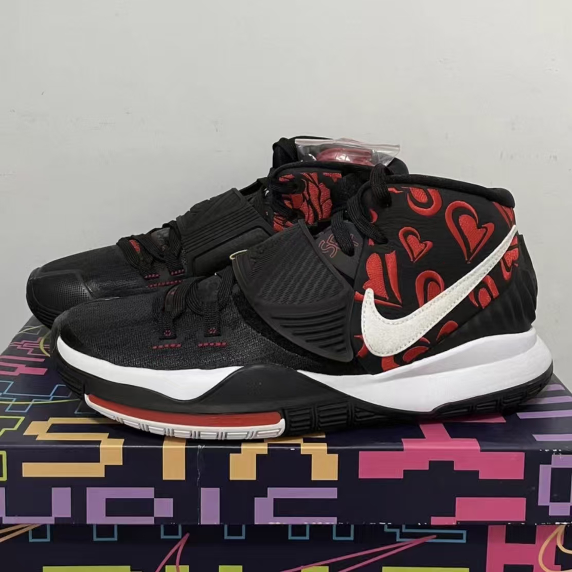 Nike Kyrie 6 “Mom” Black