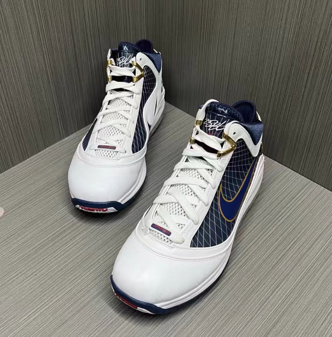 Nike Air Max LeBron 7 White Navy Gold