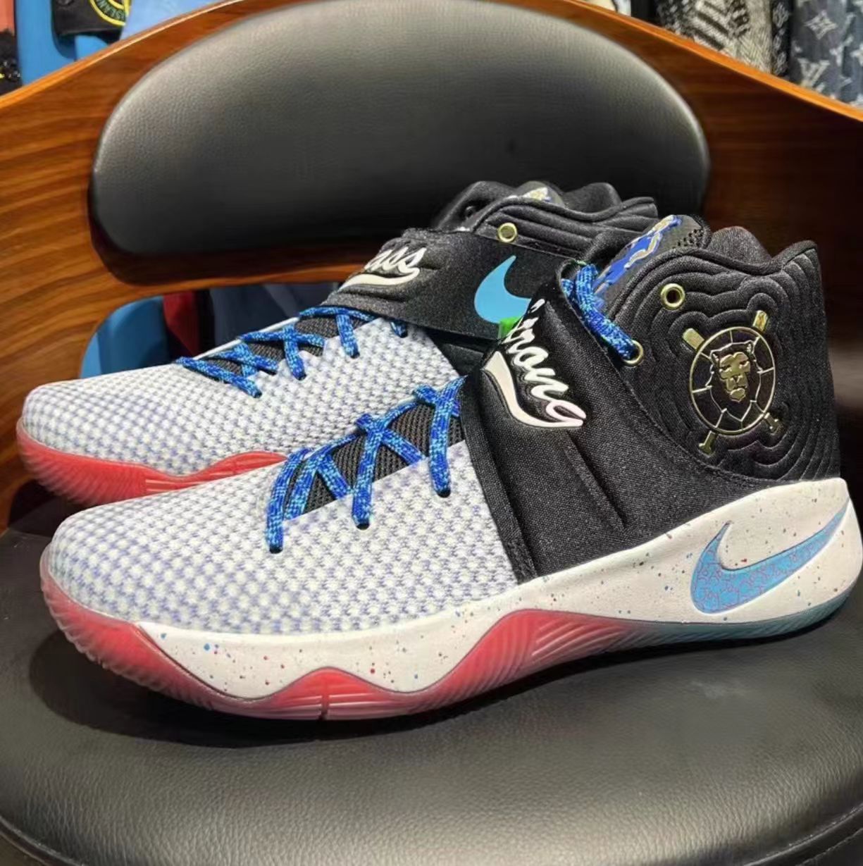Nike Kyrie 2 