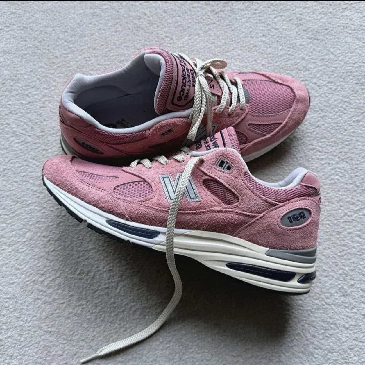 New Balance 991v2 Made in England 'Pink'