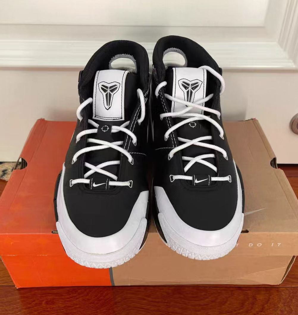 Nike Zoom Kobe 1 "Black/White"