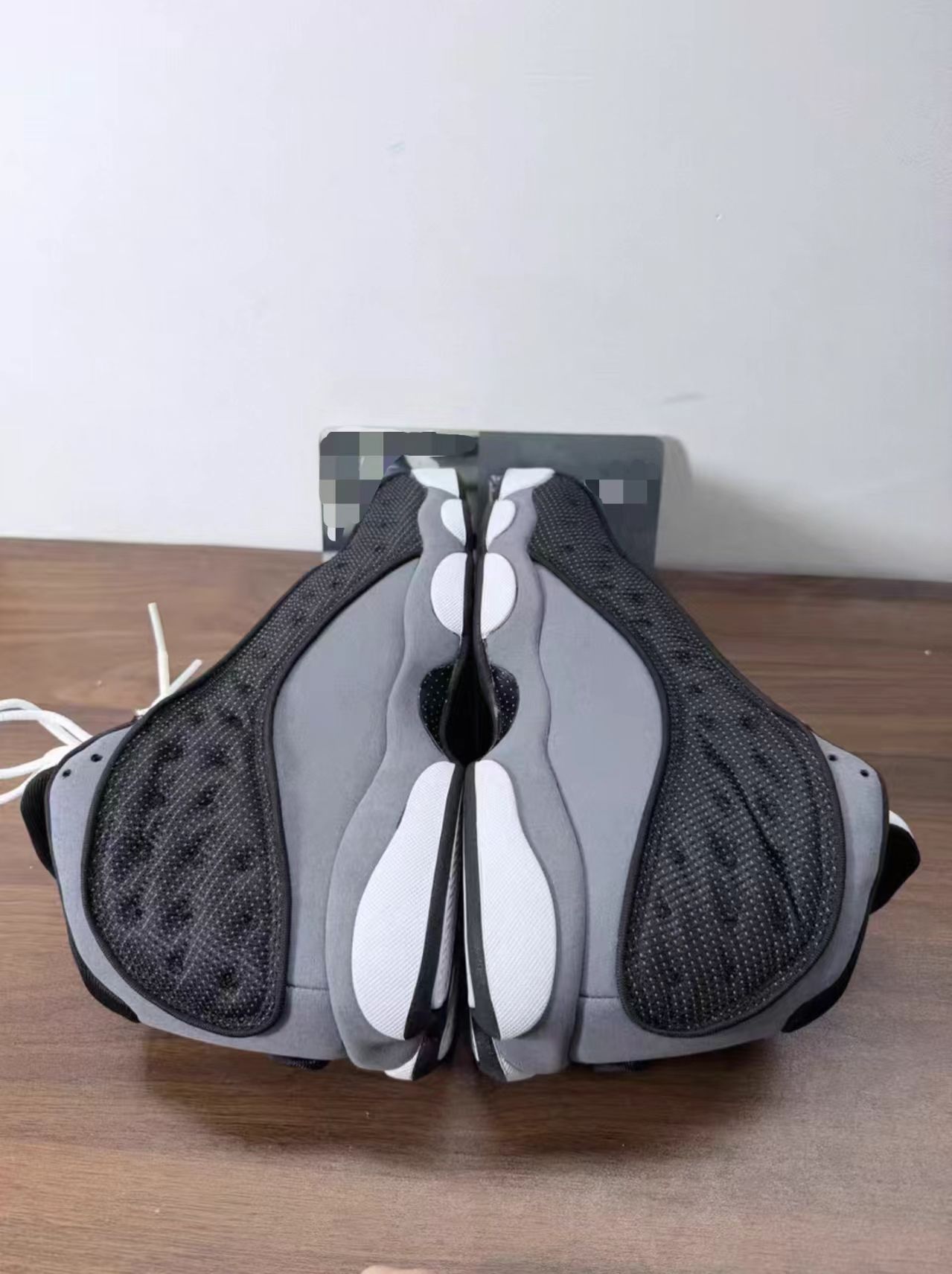 Air Jordan 13 Retro "Black Flint"