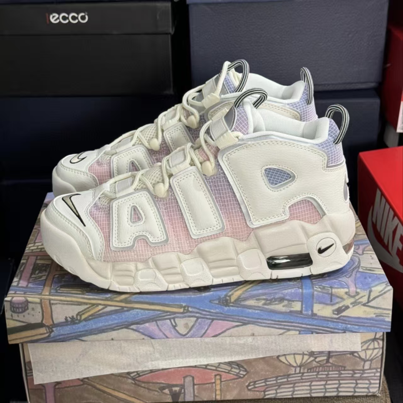 Nike Air More Uptempo Pink Purple Gradient