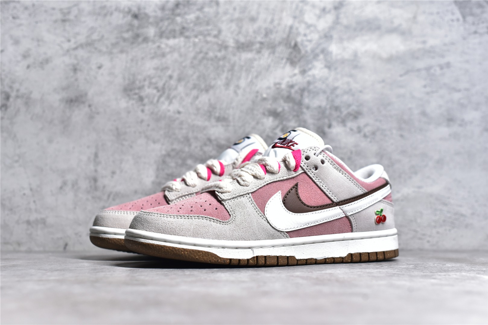 NIKE DUNK LOW SE 85 CHERRY BLOSSOM 2023 DO9457-121