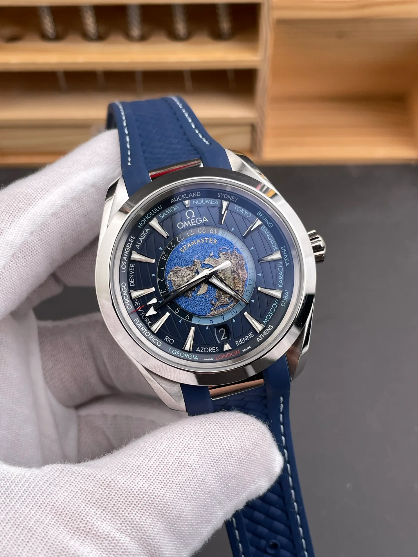 Rubber Strap Worldtimer Blue Seamaster 150M