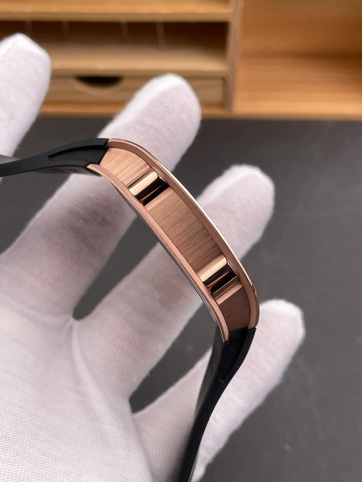 RM67-01 Rose Gold Case