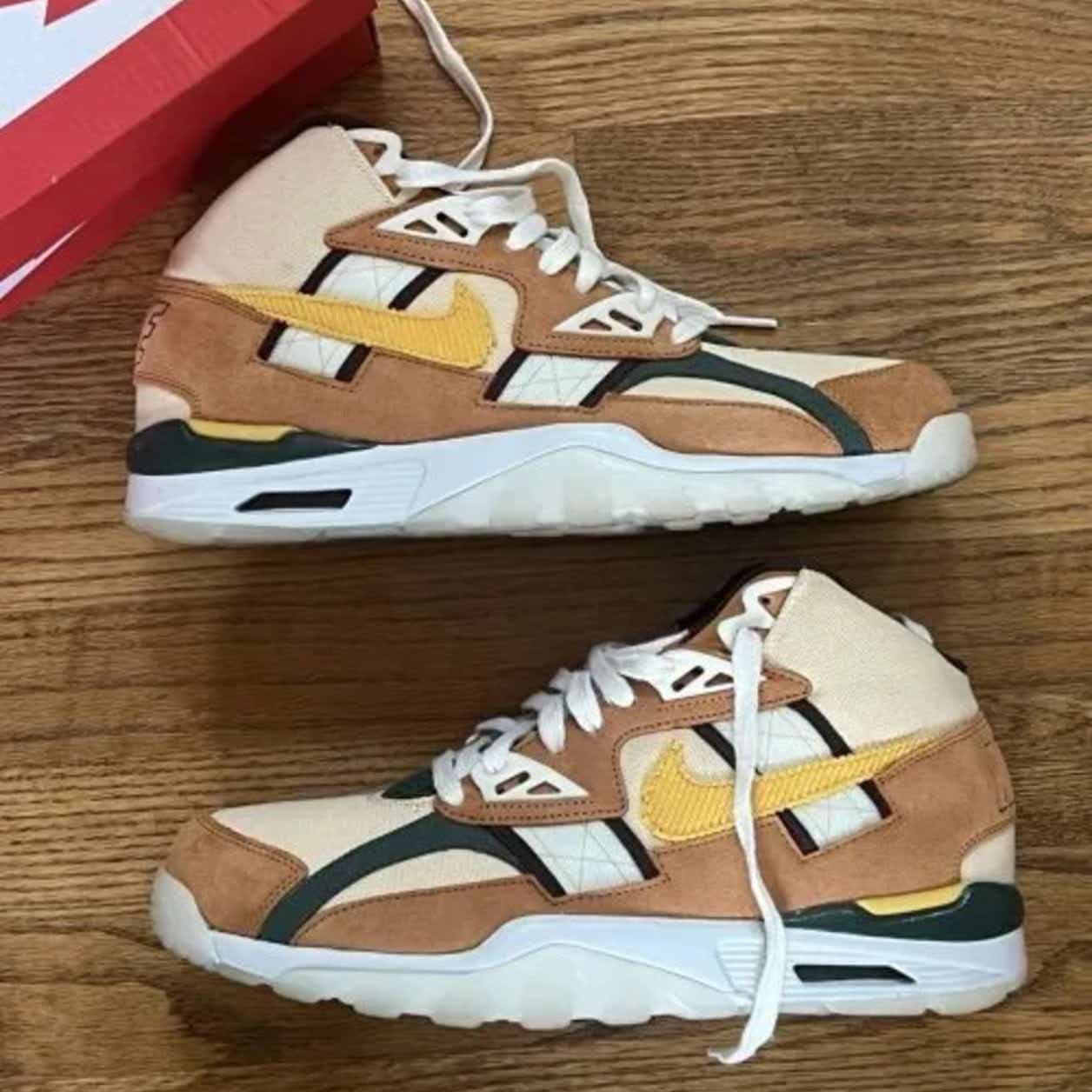 Nike Air Trainer 1