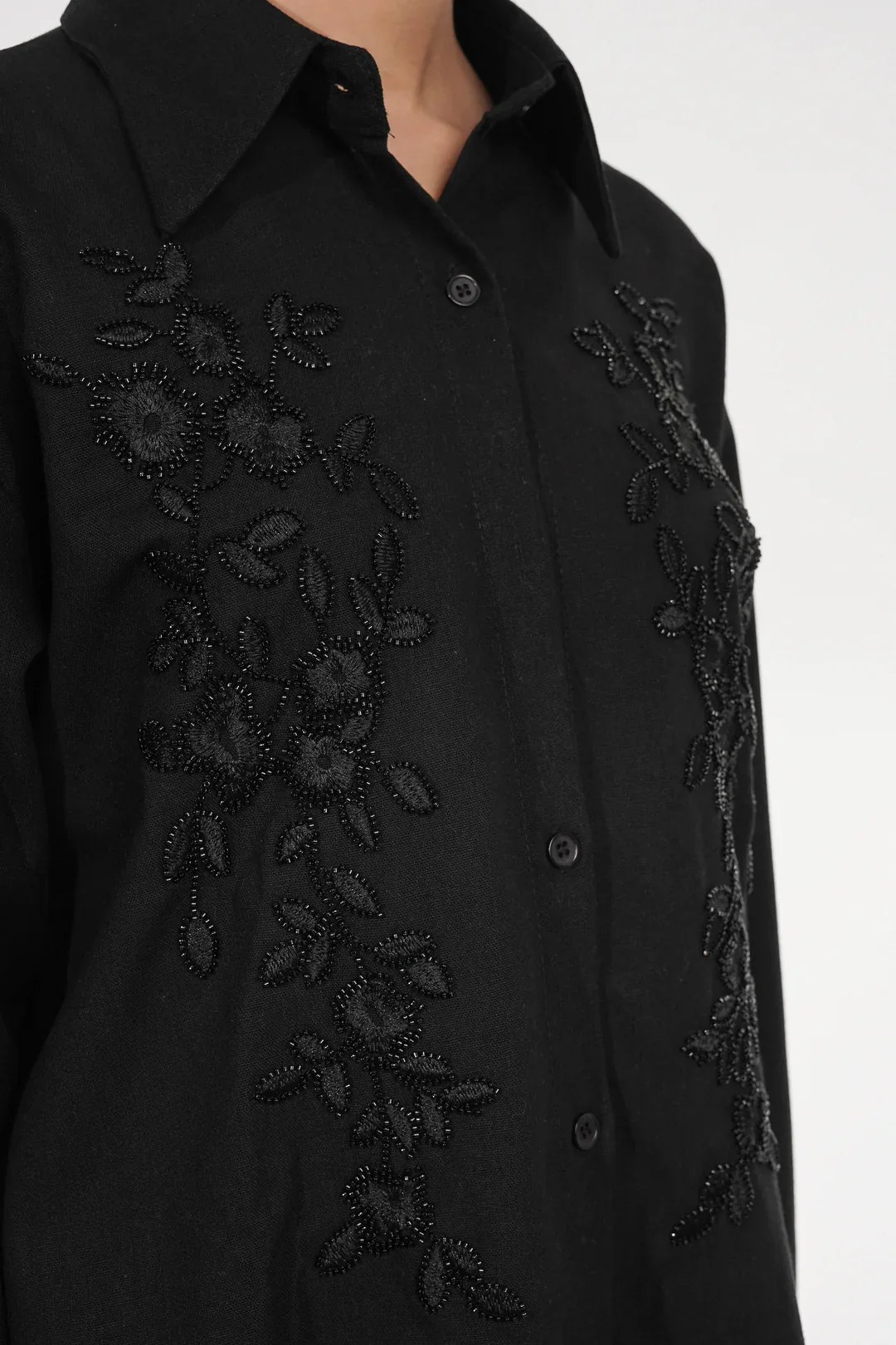 Black Oak Embroidered Linen Co-ord set