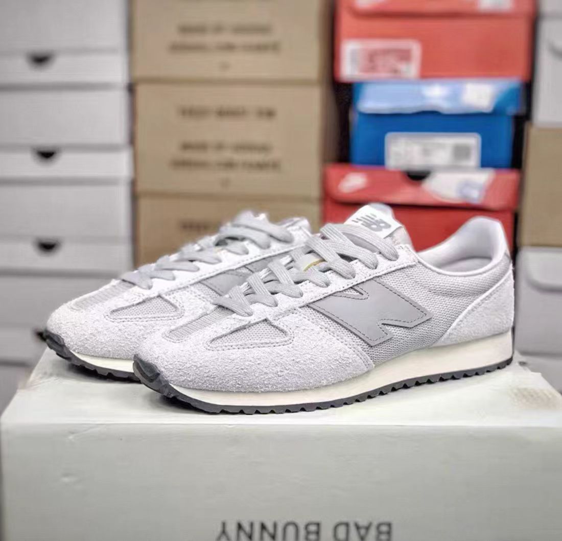 New Balance 471 Bad Bunny