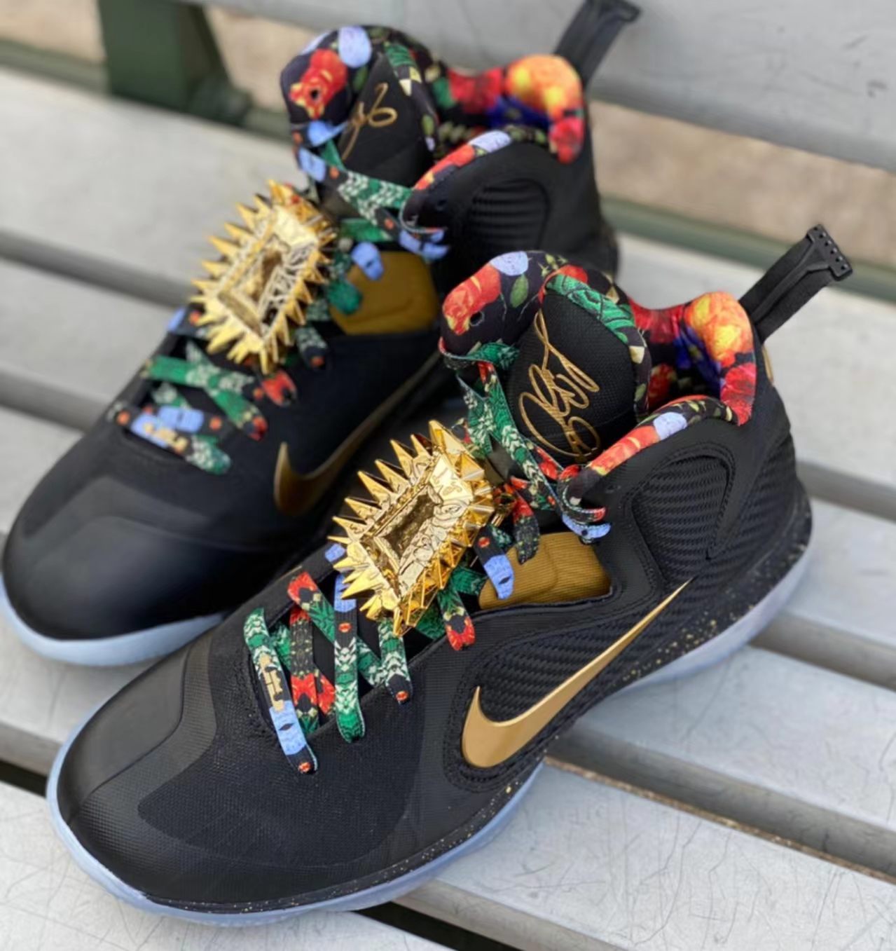 Nike LeBron 16 
