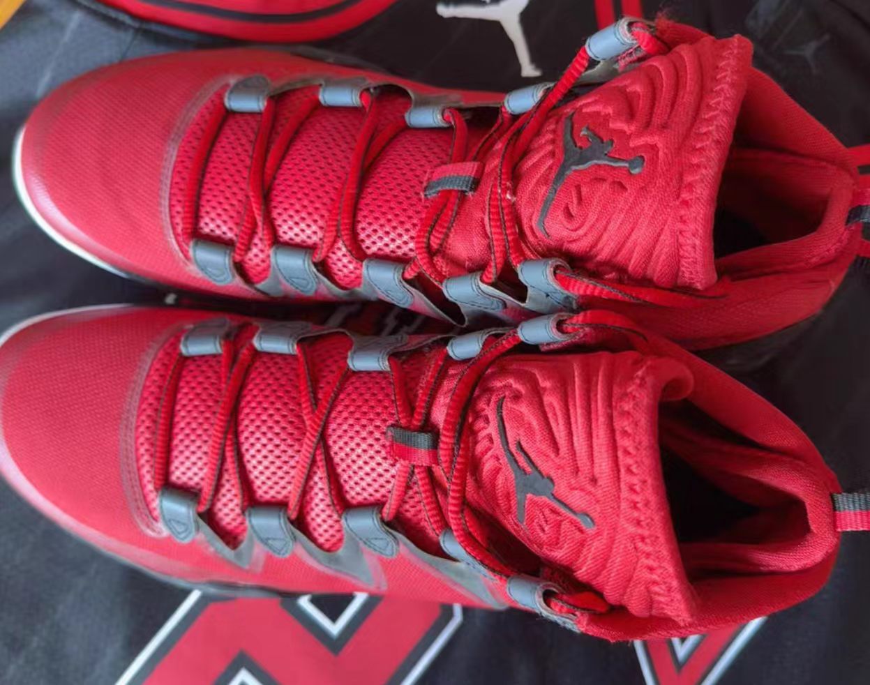 Air Jordan 28 SE "Red/Charcoal"