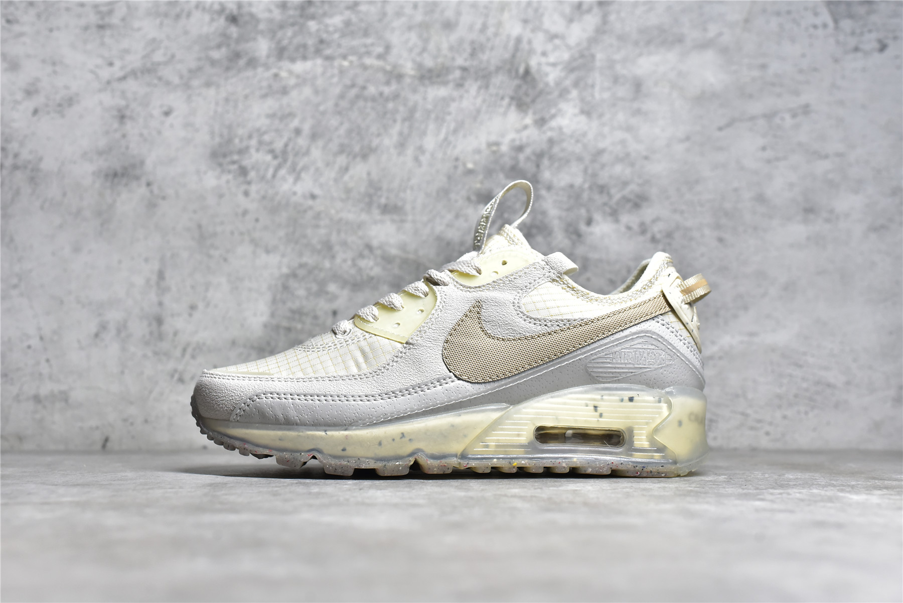 AIR MAX 90 TERRASCAPE LIGHT BONE