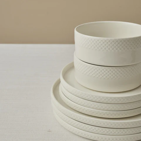 Karaca Salvare Diamond Service De Table 18 Pièces En Bone China Pour 6 Personnes, Blanc