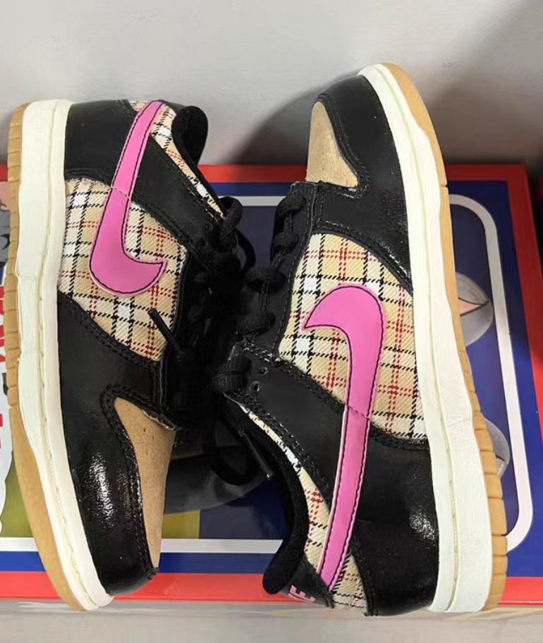 Nike Dunk Low "Plaid" / "Burberry"
