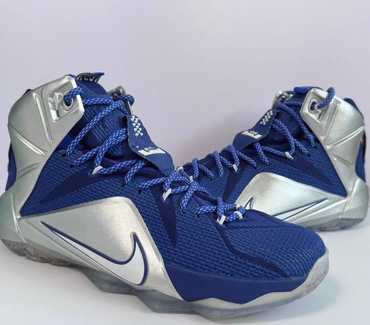 Nike LeBron 12 