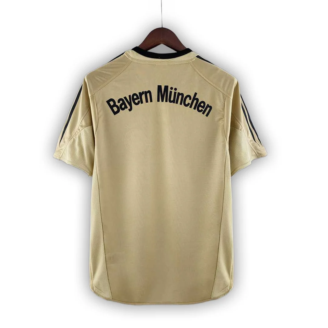 Bayern 2004/05 Away