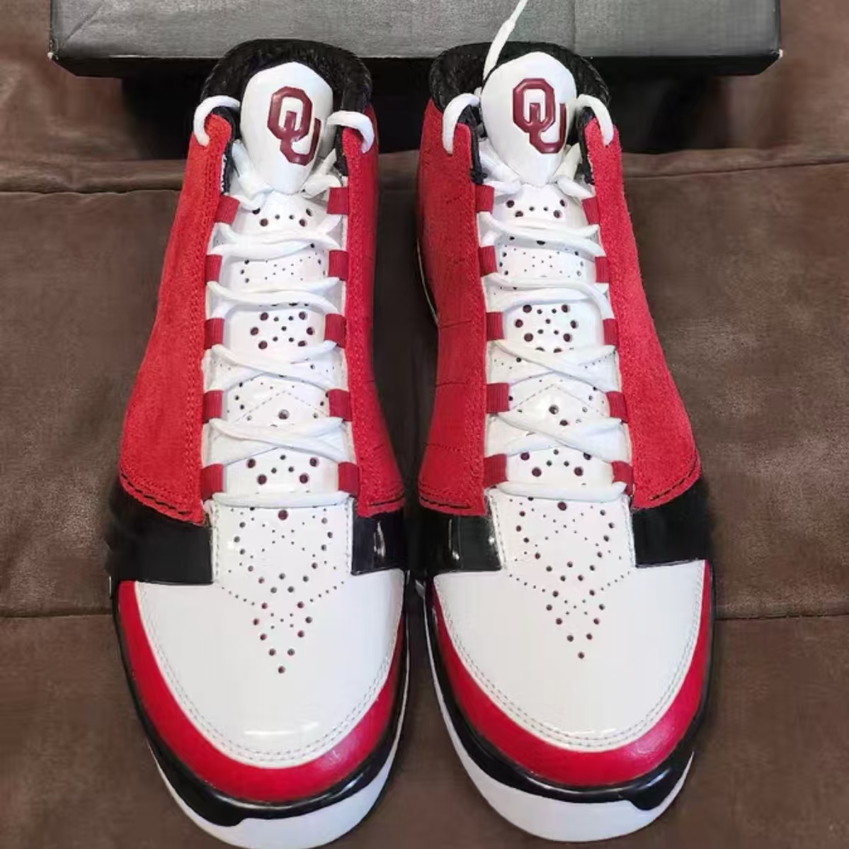 Air Jordan 23 "Oklahoma Sooners PE"