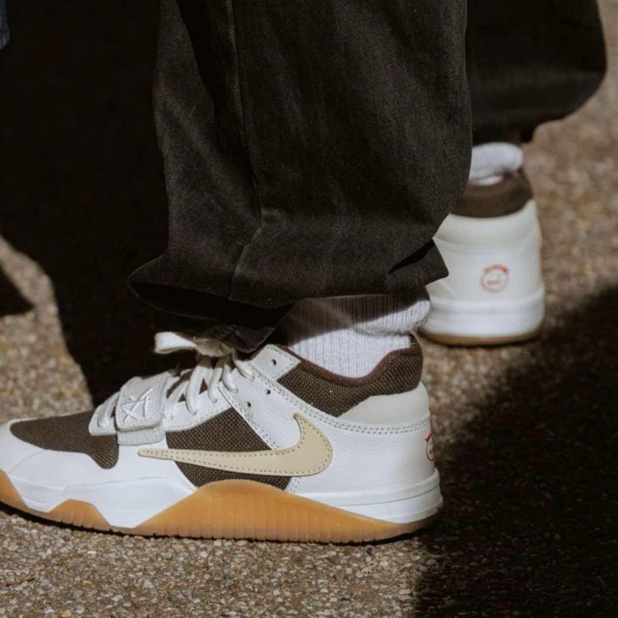 Travis Scott x Jordan Jumpman Jack Mocha