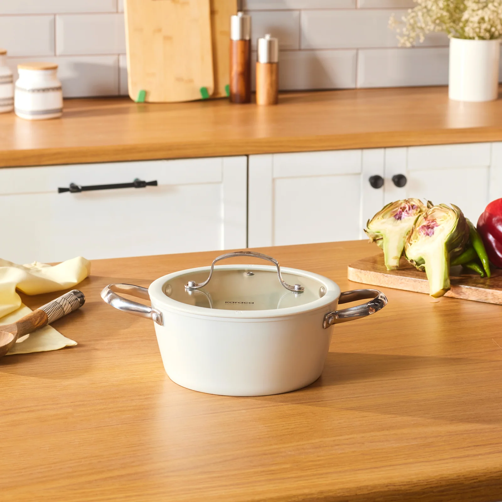 Karaca Swiss Crystal Almond Cream Casserole Avec Poignées 20 cm