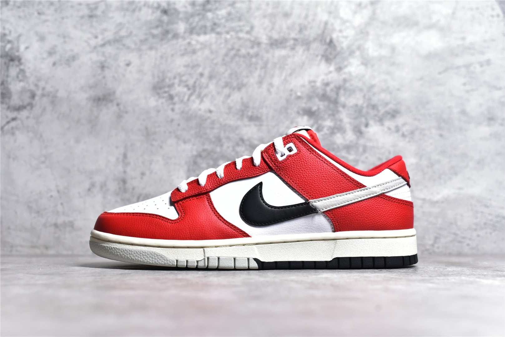 KO NIKE DUNK LOW CHICAGO SPLIT DZ2536-600