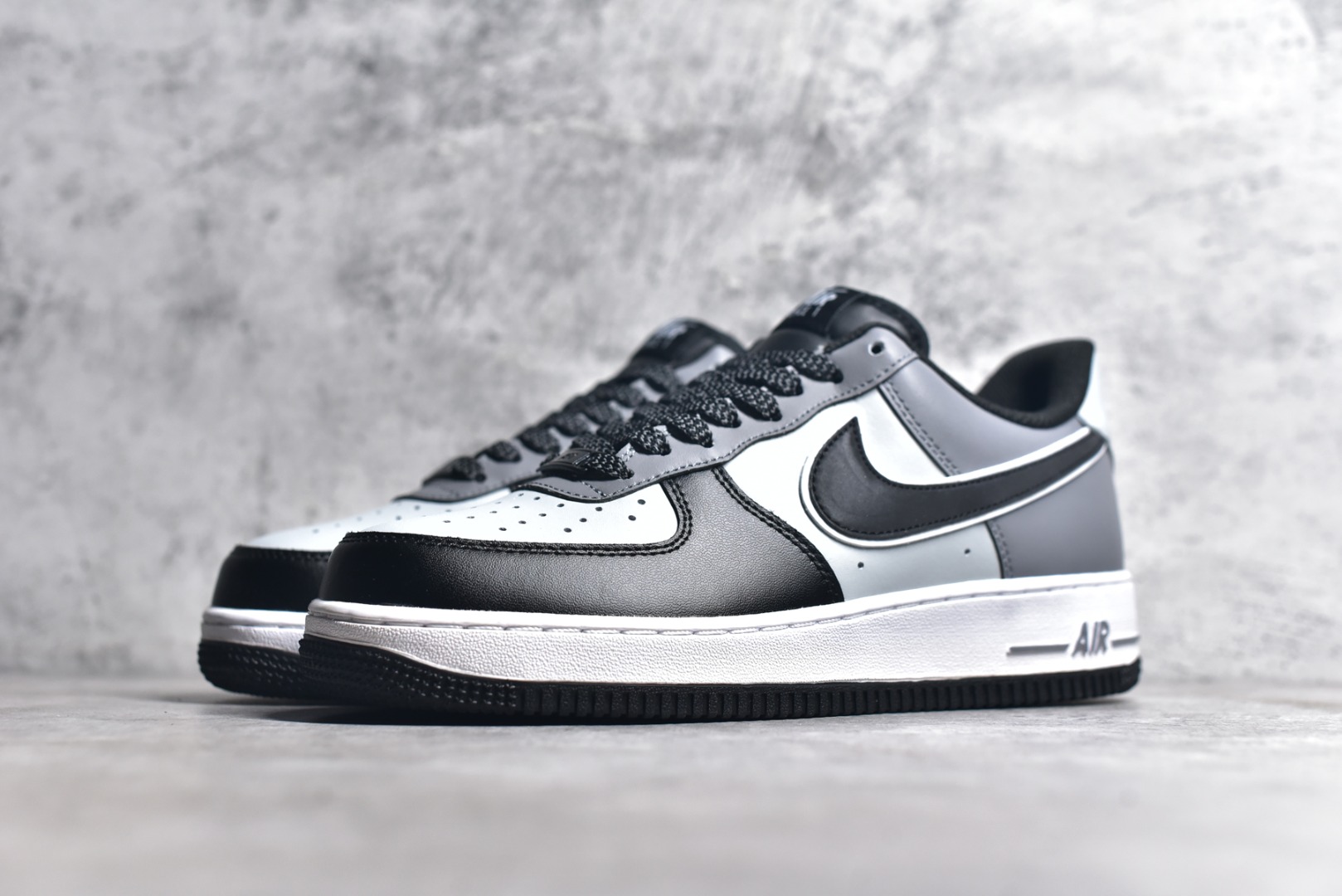 AIR FORCE 1'07 LOW TP5558-756