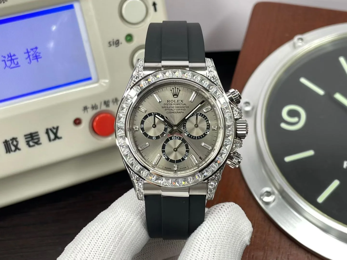 Custom Daytona T-Square Diamond Bezel