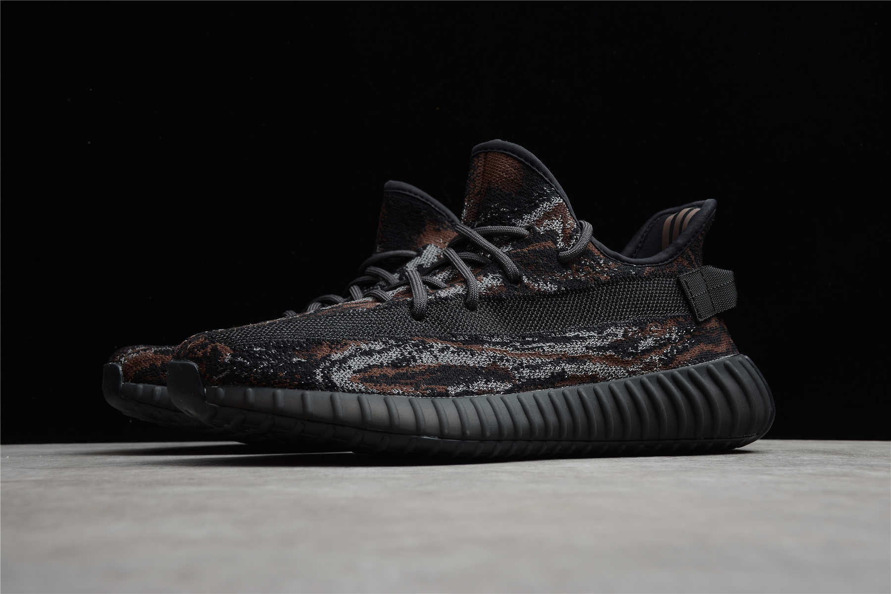Yeezy Boost 350 V2 Black GW3774