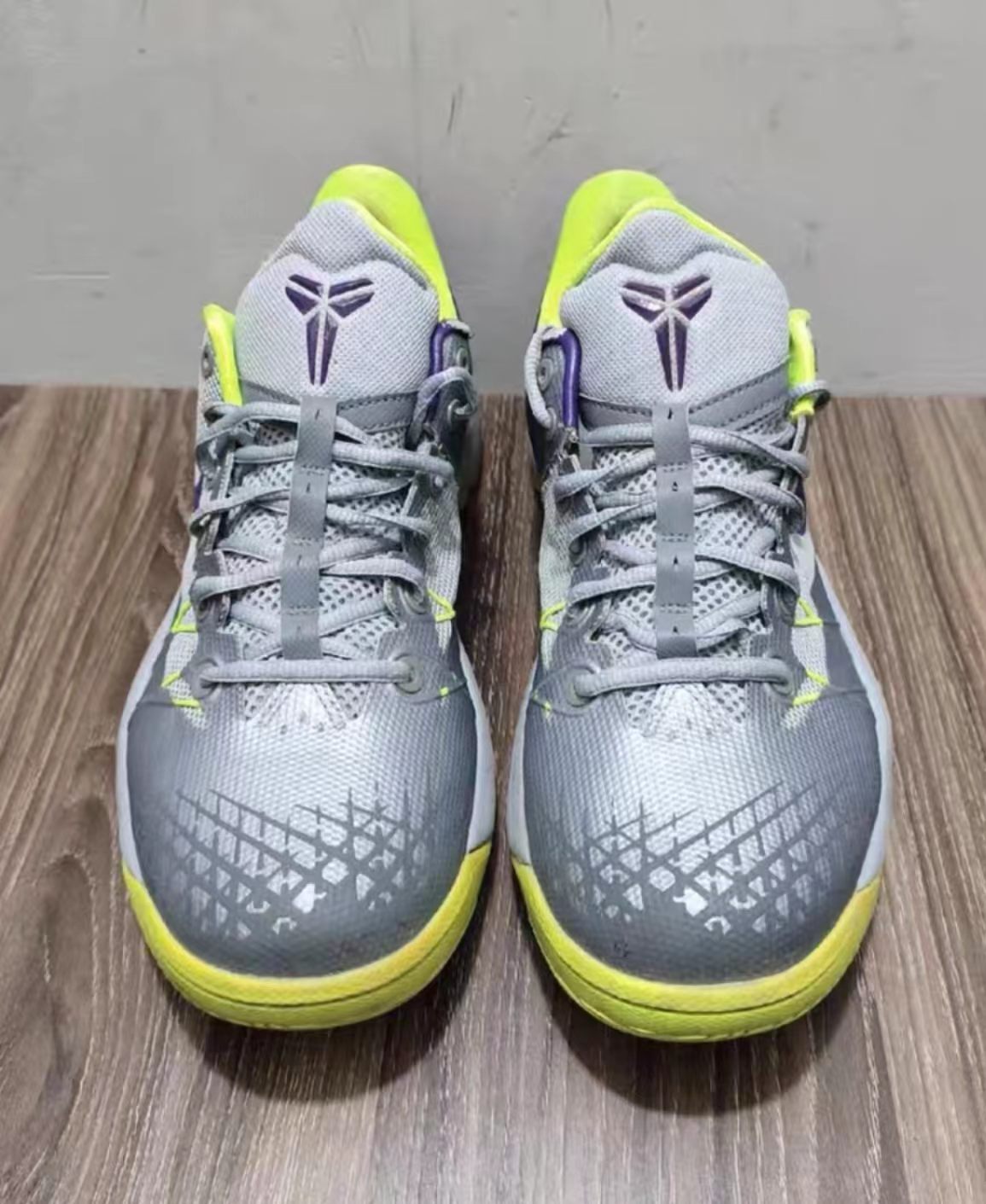 Nike Zoom Kobe Venomenon 4 "Grey/Volt/Purple"