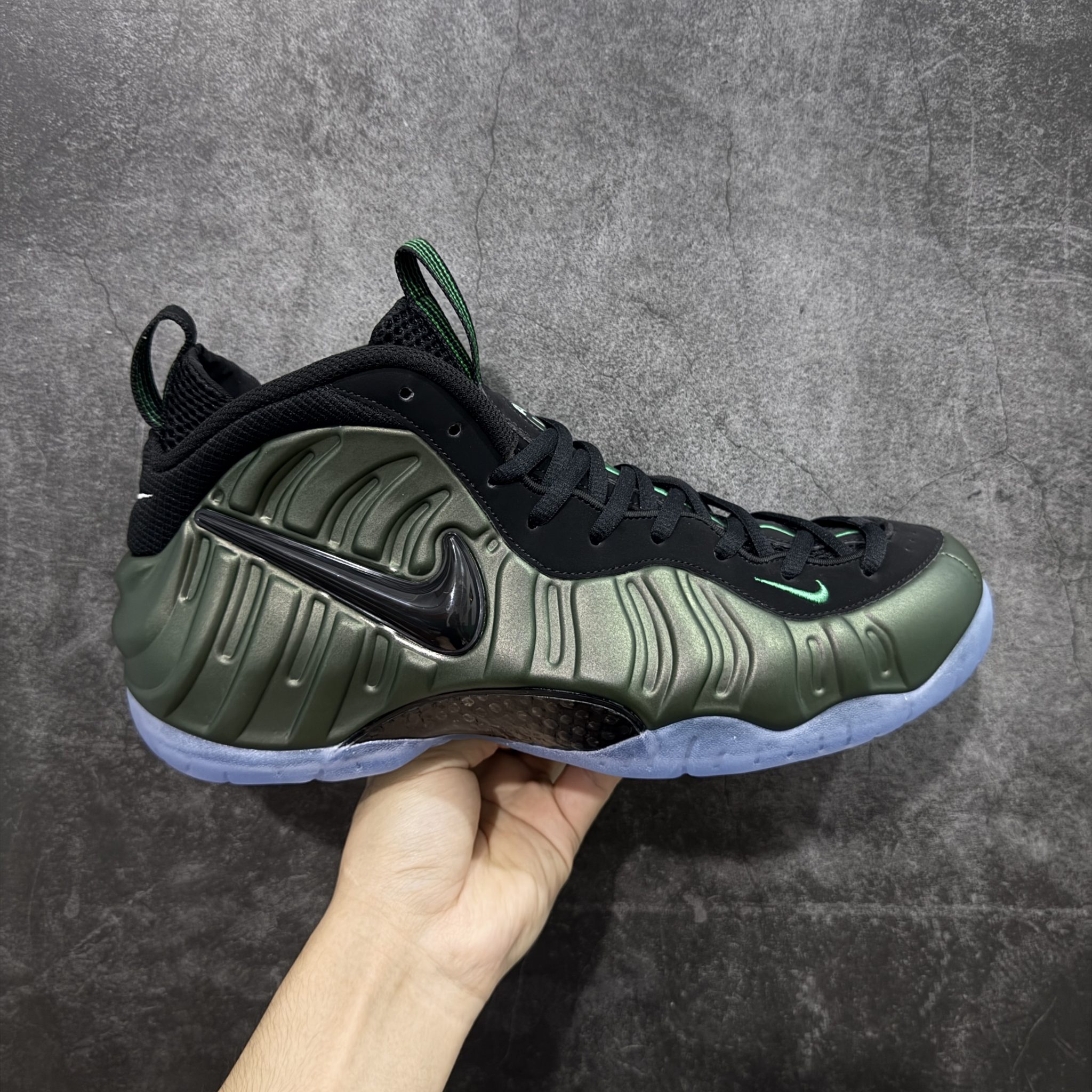AIR FOAMPOSITE PRO PINE GREEN (2025) HF0794-300