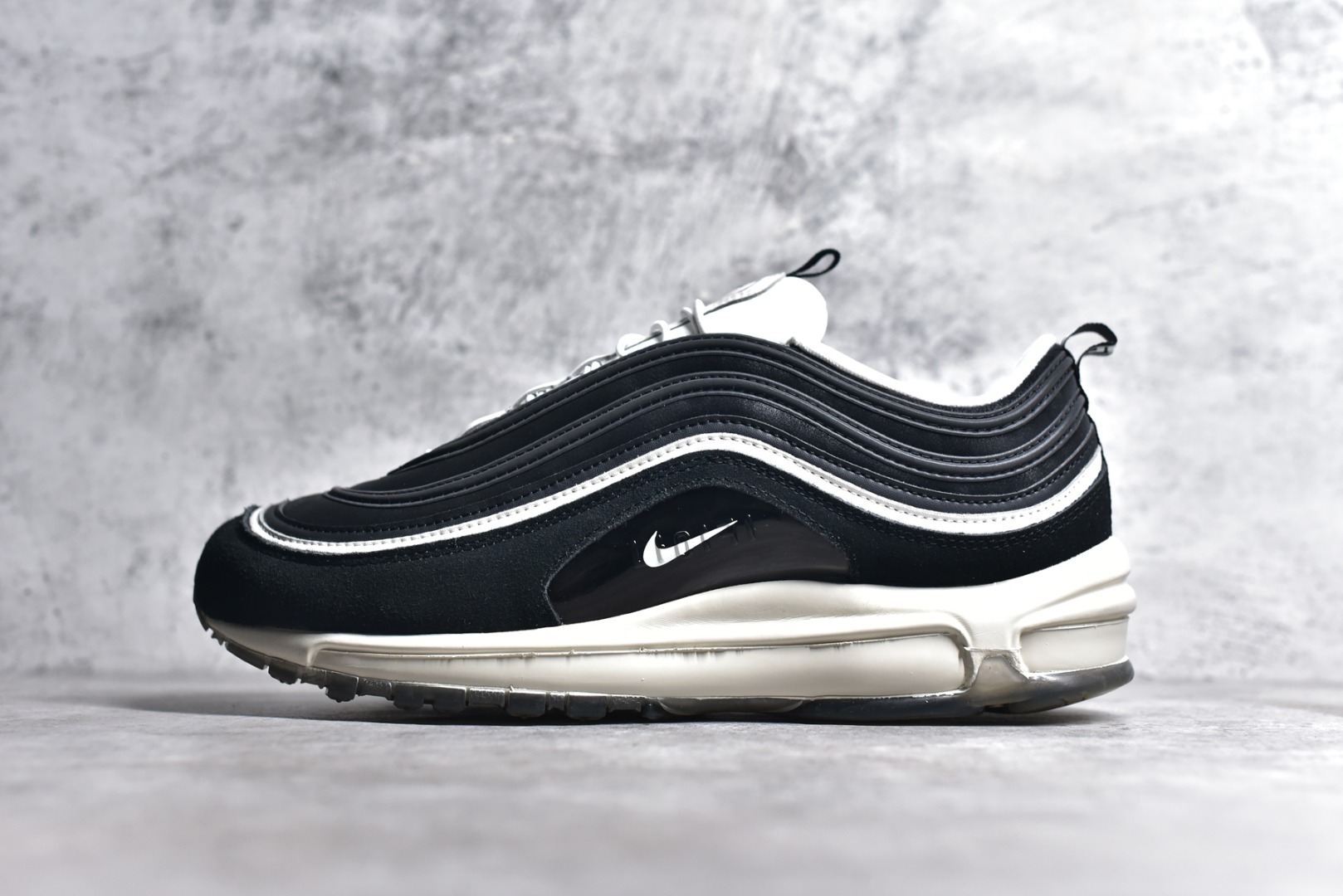 NIKE AIR MAX 97 PREMIUM HANGUL DAY DZ5316-010