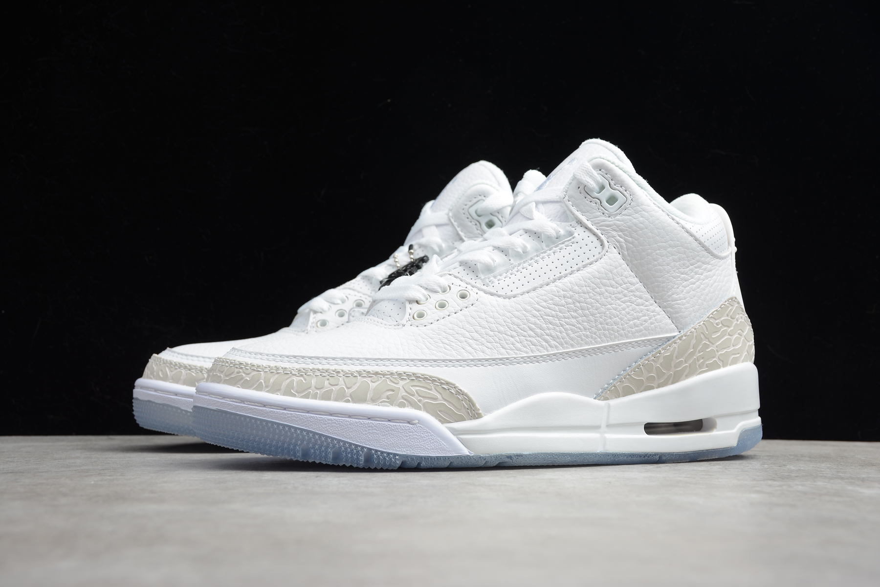Air Jordan 3 Retreat 136064-111