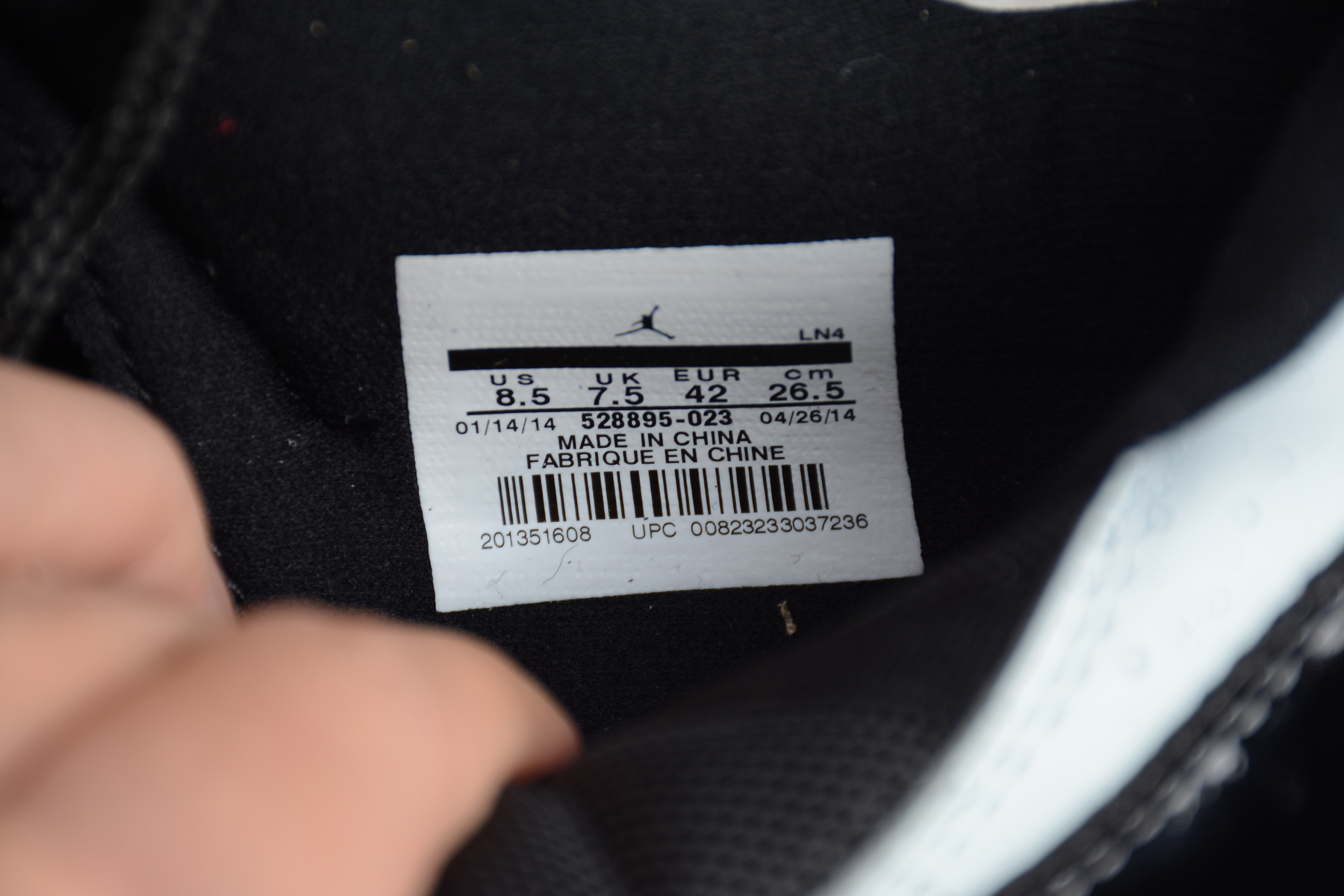 Air Jordan 11 Low “Infrared 23” AJ11 528895-023