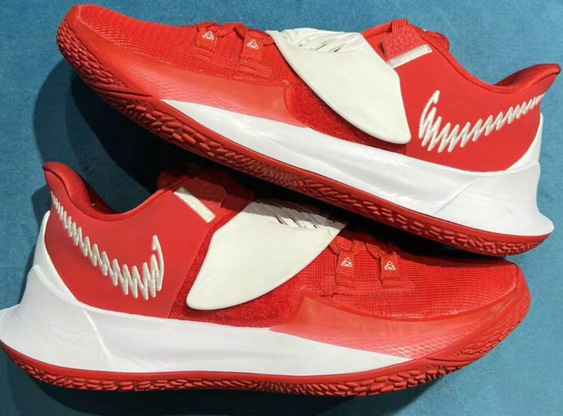 Nike Kyrie Low 3 TB "University Red"