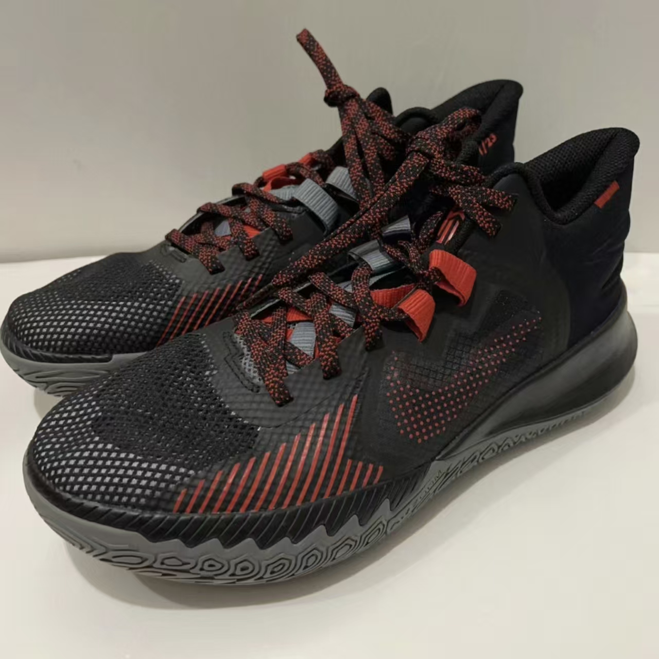 Nike Kyrie Flytrap 5 Colorway: Black Red Grey