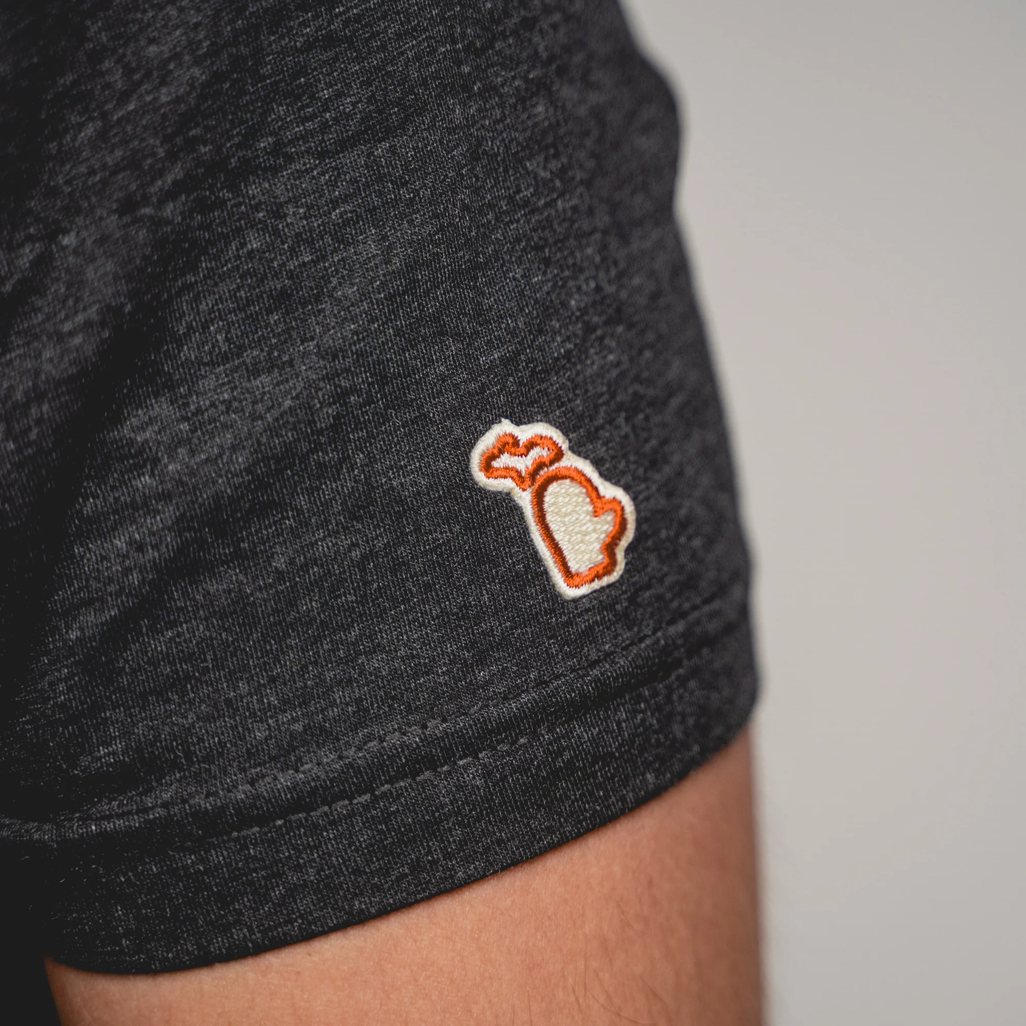 MACKINAC ISLAND SCRIPT (UNISEX)