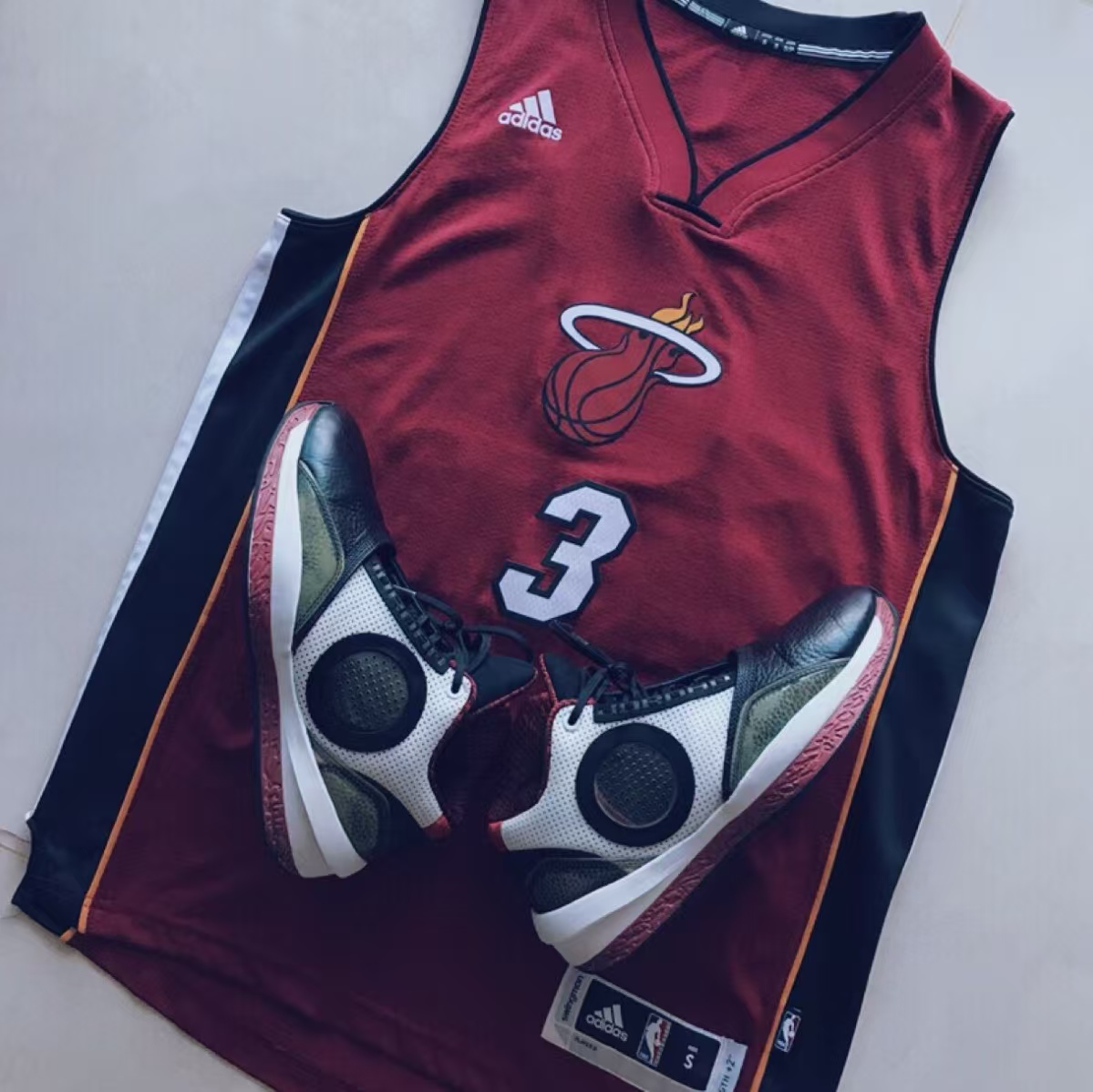 Air Jordan 25