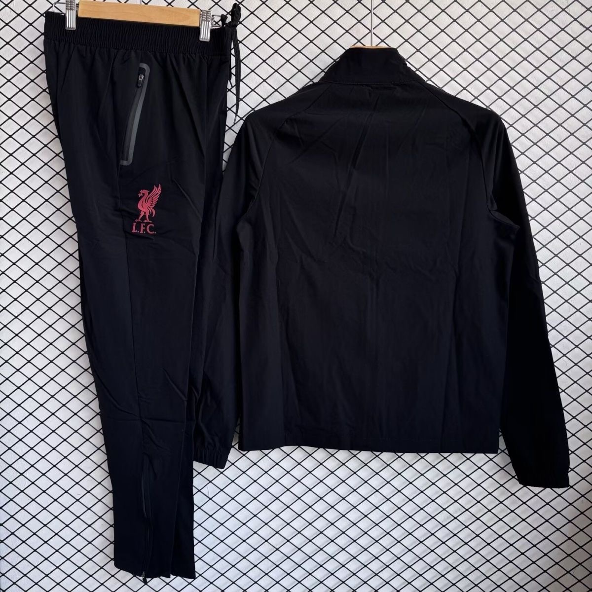 Liverpool Windbreaker With Pants Black 2025/26