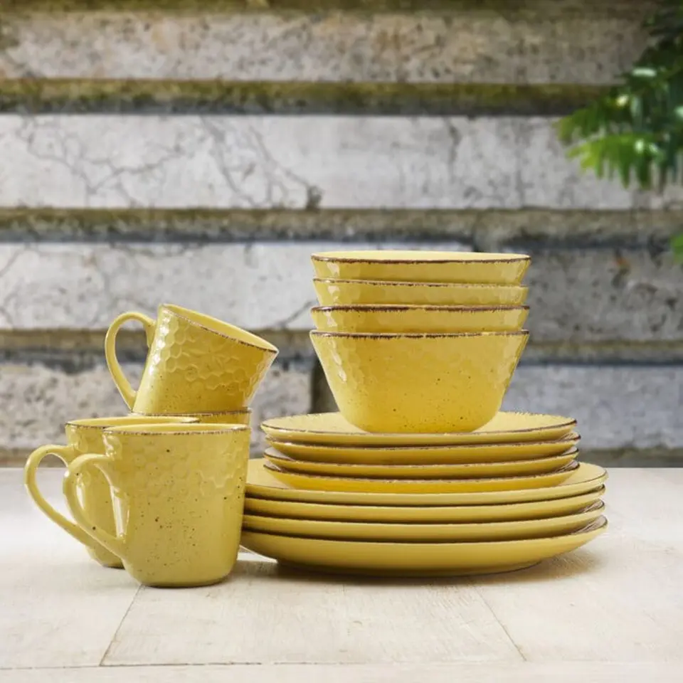 Bumble Bee Yellow 16 Piece Dinnerware Set, Service for 4