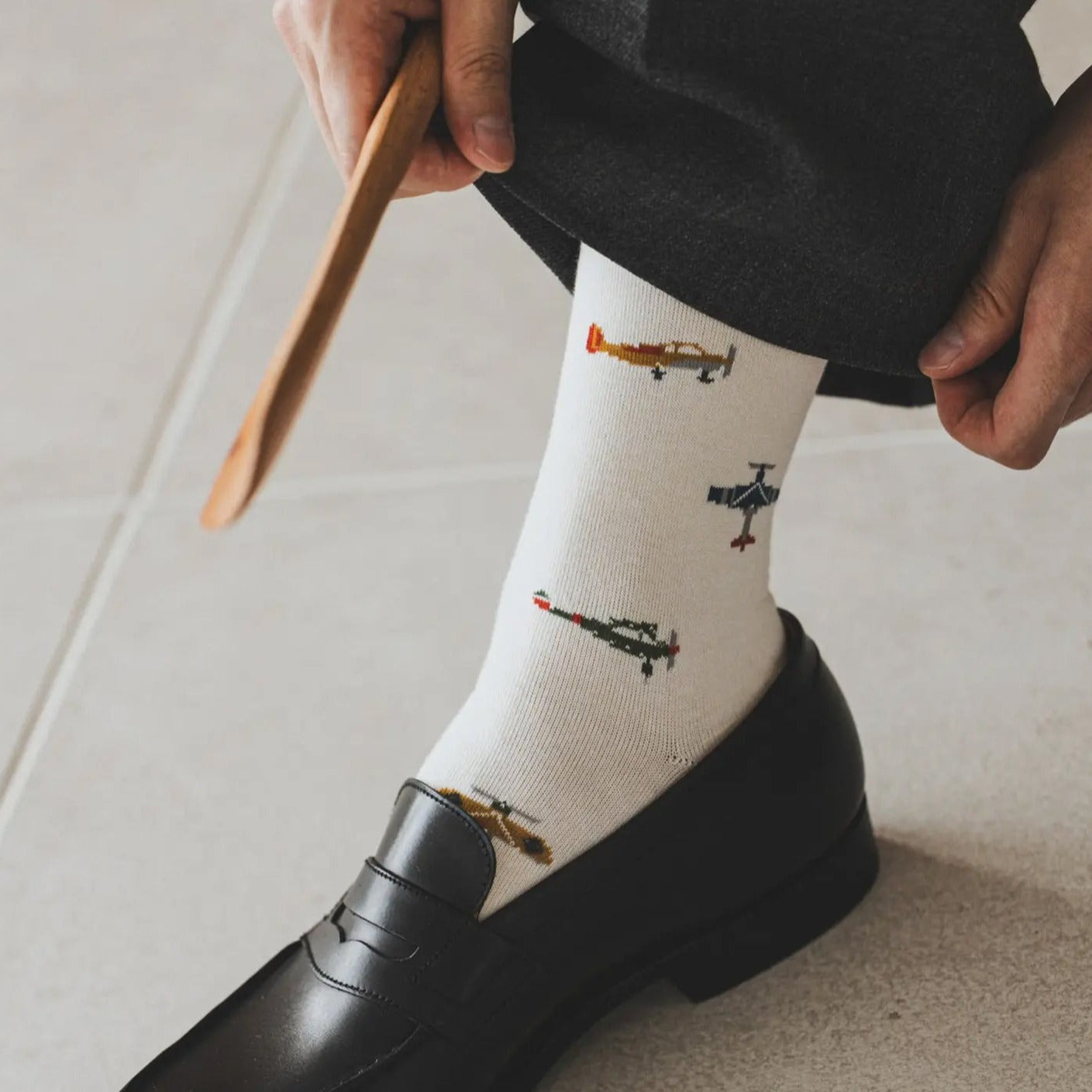 062140057 Airplane Pattern Crew Socks M
