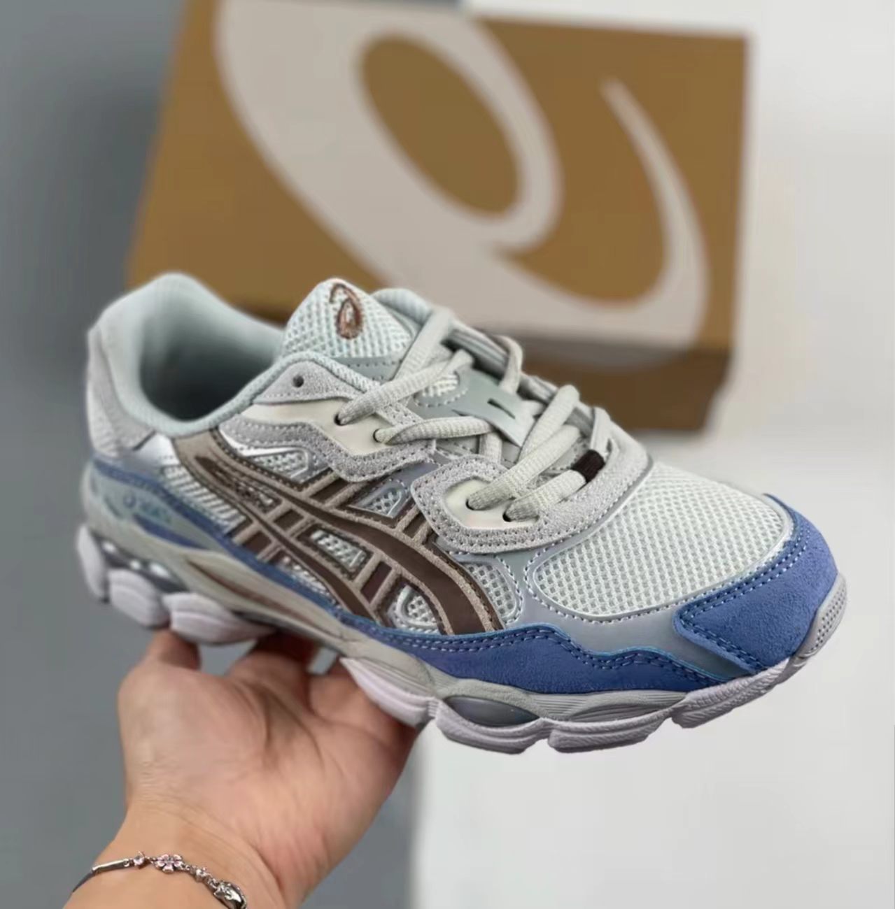 ASICS Gel-Nimbus White Light Blue Silver