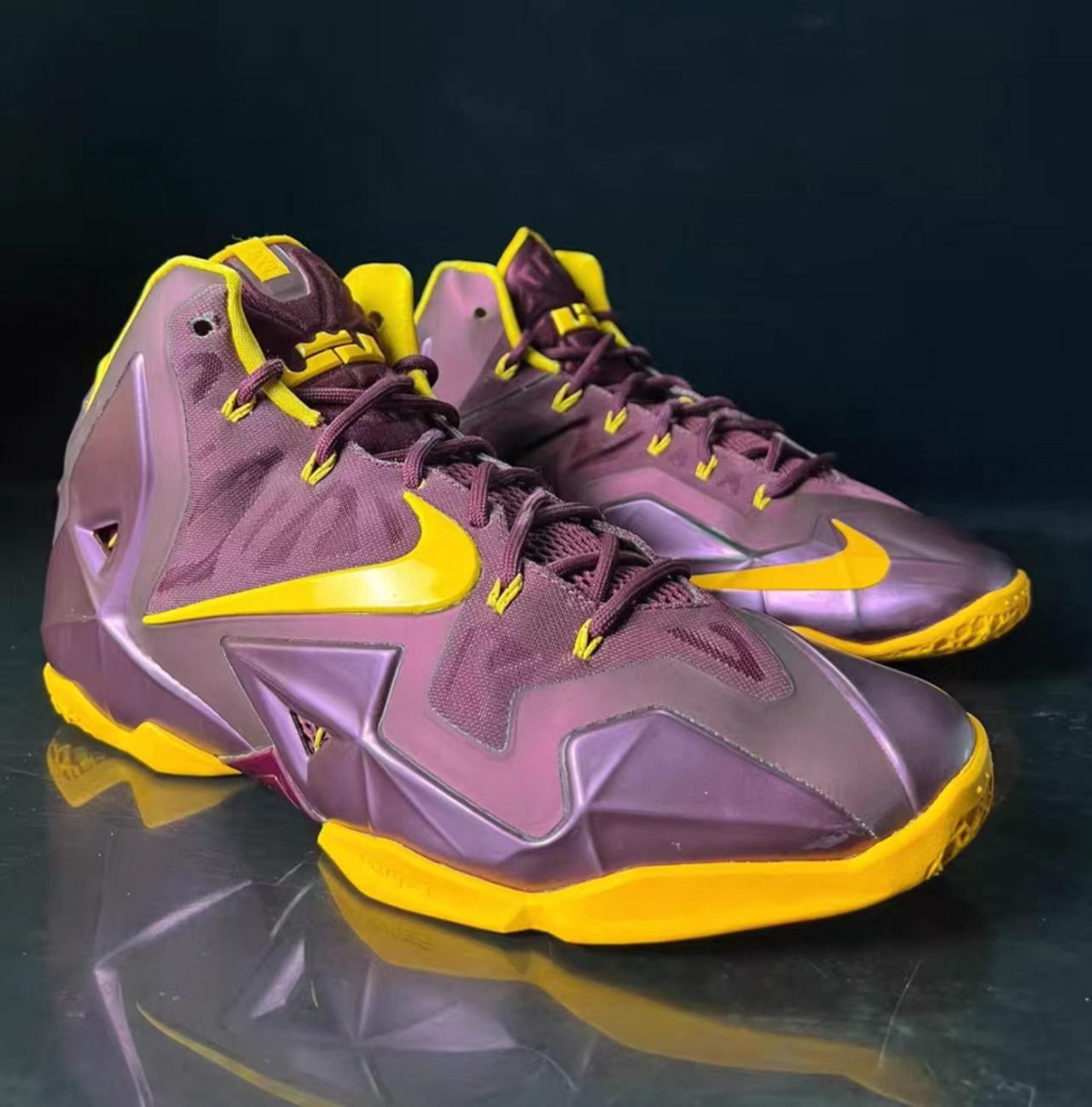 Nike LeBron XI 