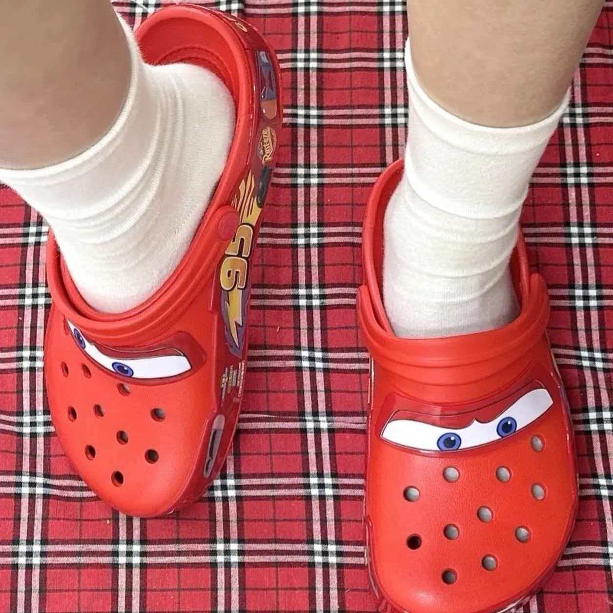 Crocs x Disney Pixar Cars Lightning McQueen Classic Clog